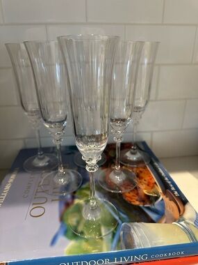 Clear Crystal Champagne Flutes - Set of 6